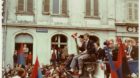 Bruno Michaud lässt sich nach dem Meistertitel 1970 beim Umzug durch die Stadt feiern.
