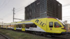 Der Werbezug der Gemeinde Muttenz der FHNW am Medienanlass zur Verlagerung der Hauptverkehrszeiten auf SBB-Strecken am Beispi