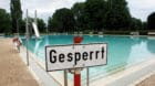 (GERMANY OUT) Germany - North Rhine-Westphalia - Bonn: closed swimmingpool (Photo by JOKER/Karl-Heinz Hick/ullstein bild via 