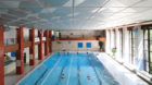 Ab Mitte 2020 für zwei Jahre zu: Das Hallenbad Rialto in Basel. 
