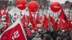 2500 Menschen demonstrierten am 1. Mai in Basel gegen Lohnungleichheit.