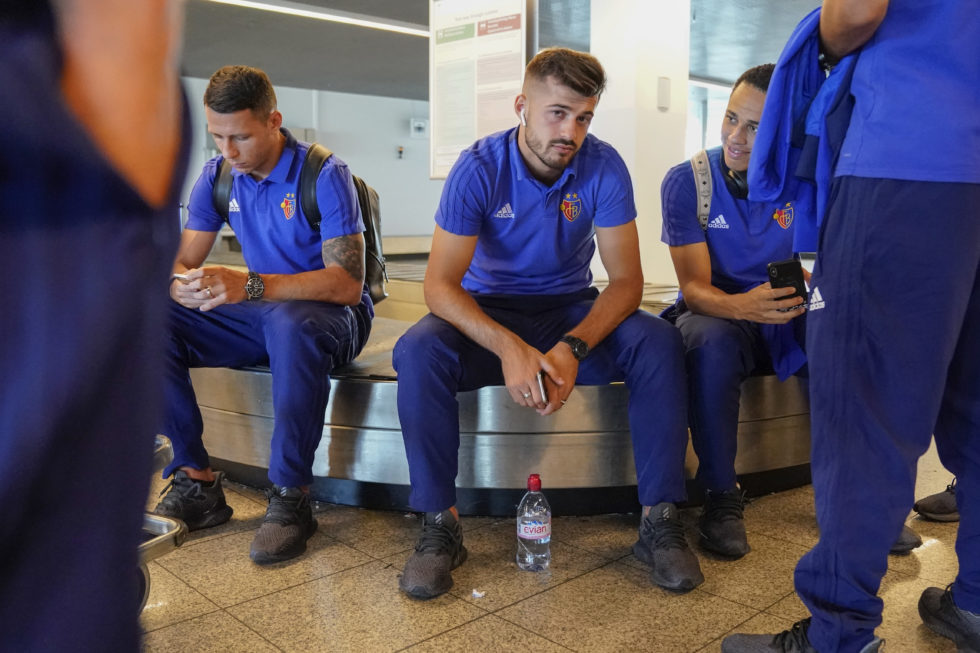 08.08.2018; Arnheim; FUSSBALL EUROPA LEAGUE QUALI - Reise FC Basel - Ankunft Weeze; Albian Ajeti (Basel) (Andy Mueller/freshfocus)