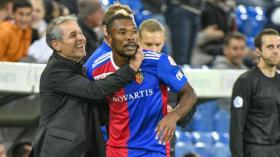 26.09.2018; Basel; FUSSBALL SUPER LEAGUE - FC Basel - FC Luzern;
Trainer Marcel Koller und Geoffroy Serey Die (Basel) jubeln 