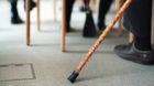 Senioren gegenüber den Jungen bevorzugt: Das befürchtet eine Mehrheit der Jüngeren und lehnt die AHV-Reform ab. (Themenbil